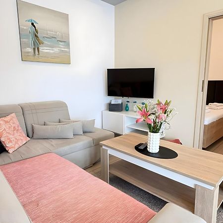 Apartamenty Marianska 103 Racibórz Buitenkant foto