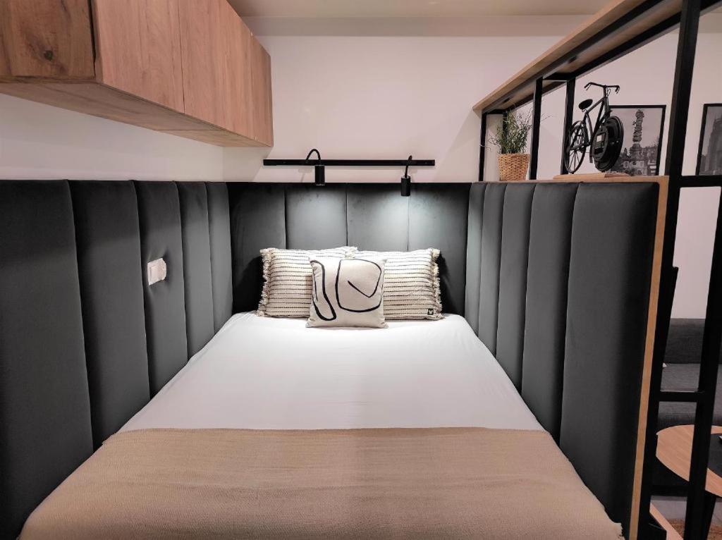 Apartamenty Marianska 103 Racibórz Buitenkant foto