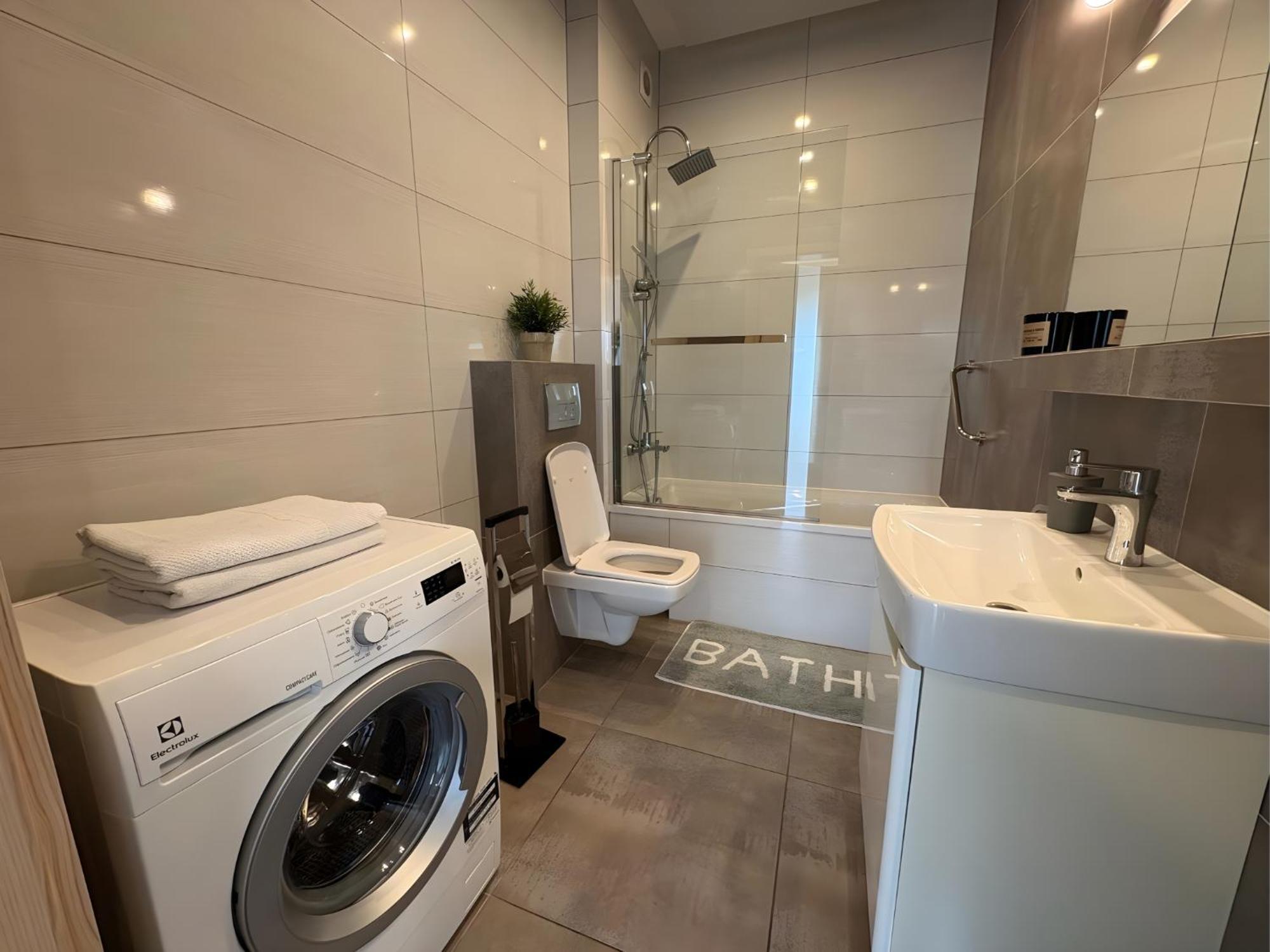 Apartamenty Marianska 103 Racibórz Buitenkant foto