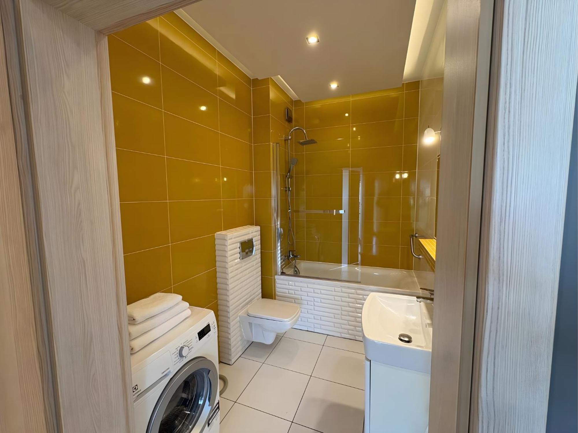 Apartamenty Marianska 103 Racibórz Buitenkant foto