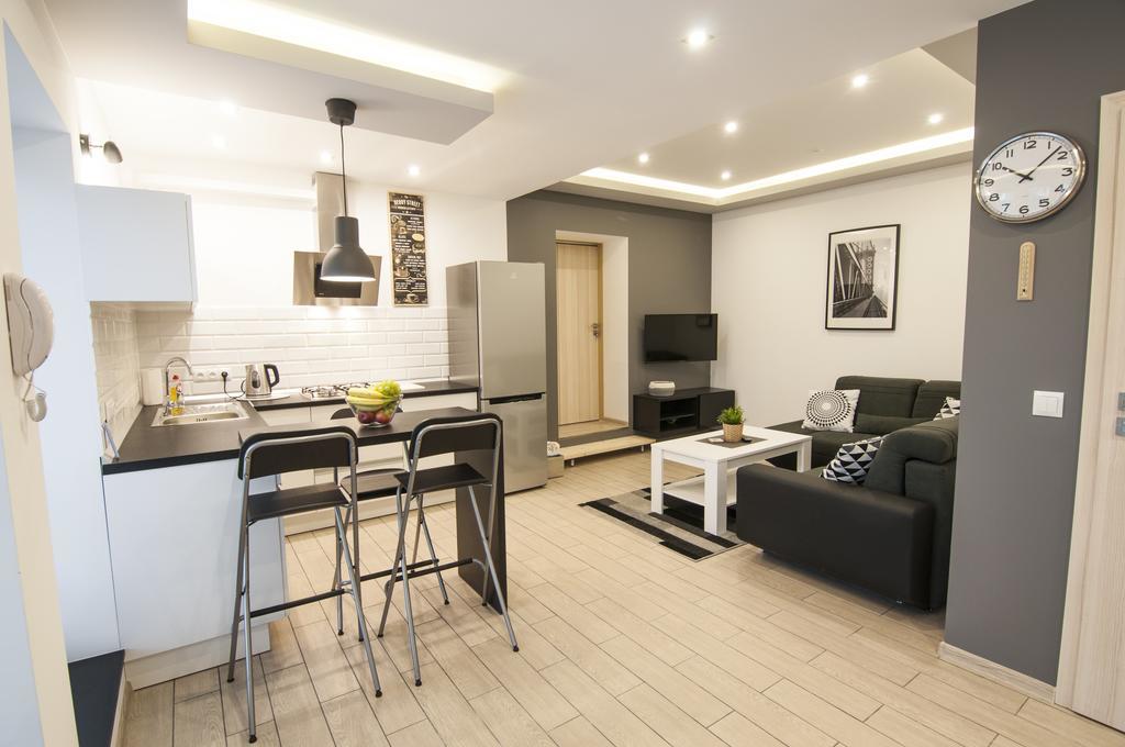 Apartamenty Marianska 103 Racibórz Buitenkant foto
